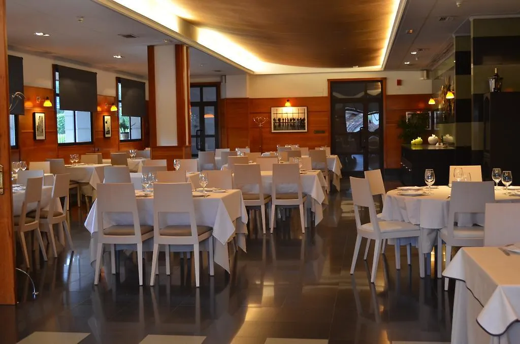 ***  Hotel Elorrio ספרד